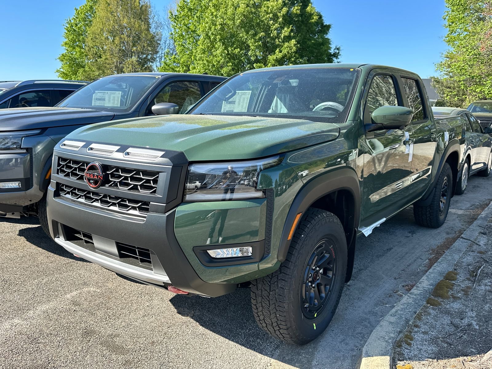 New 2026 Nissan Frontier PRO-4X w/ Pro Premium Package image 1