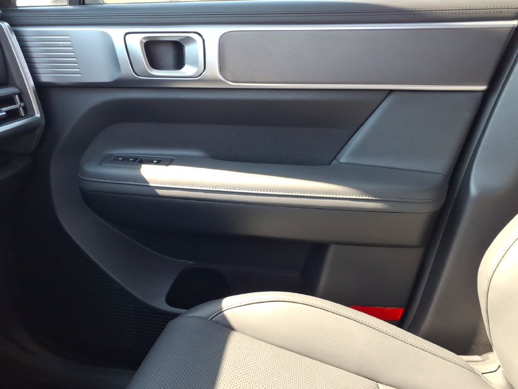 Certified 2026 Hyundai Santa Fe SEL FWD image 22