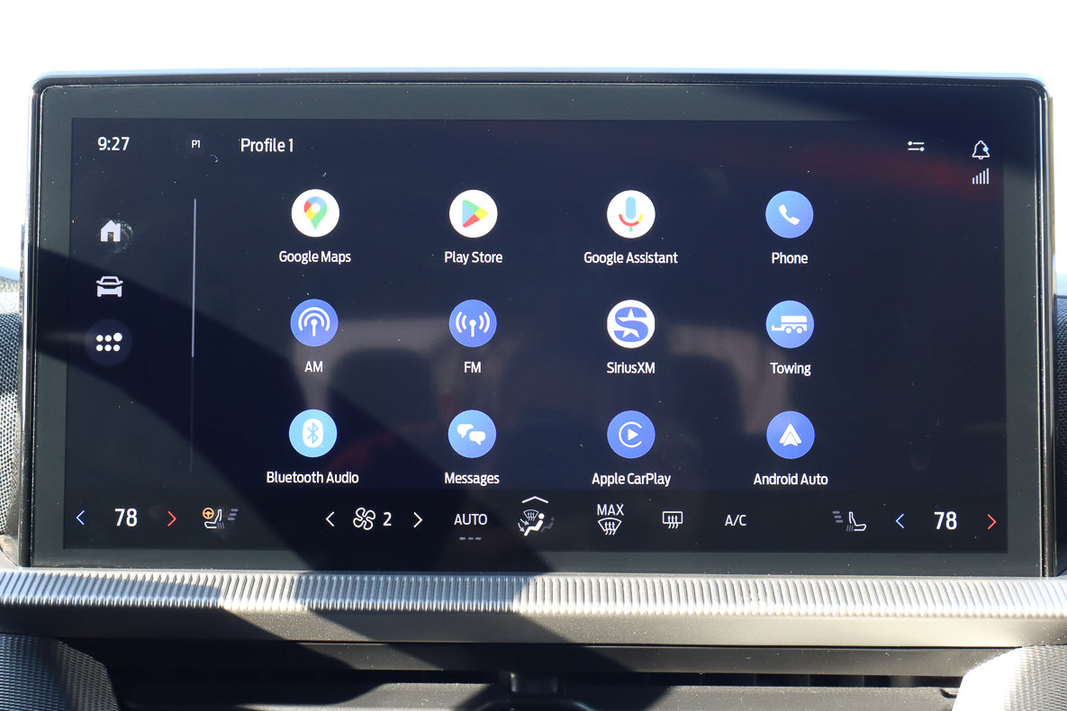 Used 2025 Ford Explorer ST-Line w/ ST-Line Street Pack image 24