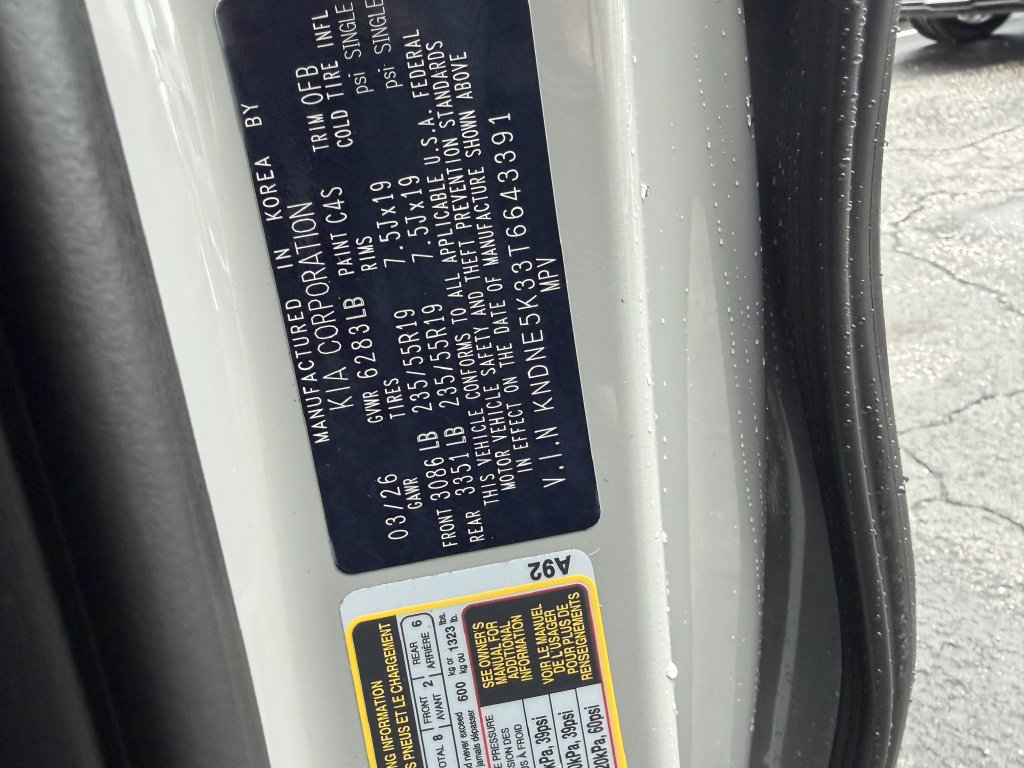 New 2026 Kia Carnival SX w/ SX Dark Edition Package FWD image 34