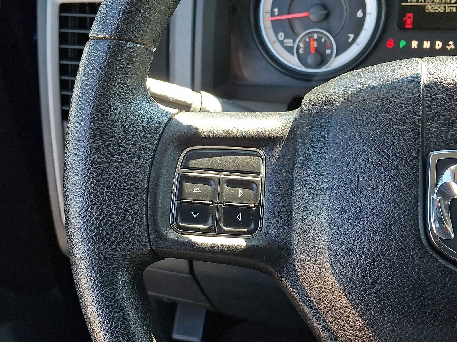 Used 2015 RAM 1500 Express AWD/4WD image 19