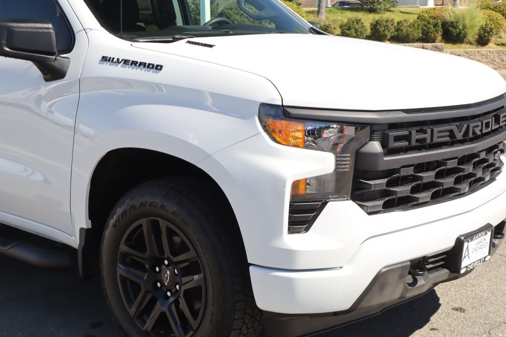 New 2026 Chevrolet Silverado 1500 Custom w/ Turbomax Blackout Package AWD/4WD image 11