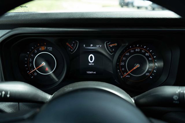 Used 2024 Jeep Wrangler Sport image 25
