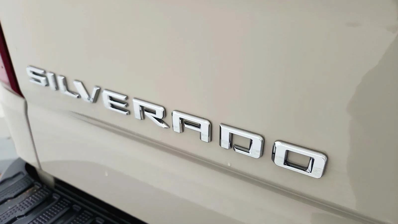 Used 2026 Chevrolet Silverado 1500 Custom Trail Boss AWD/4WD image 17