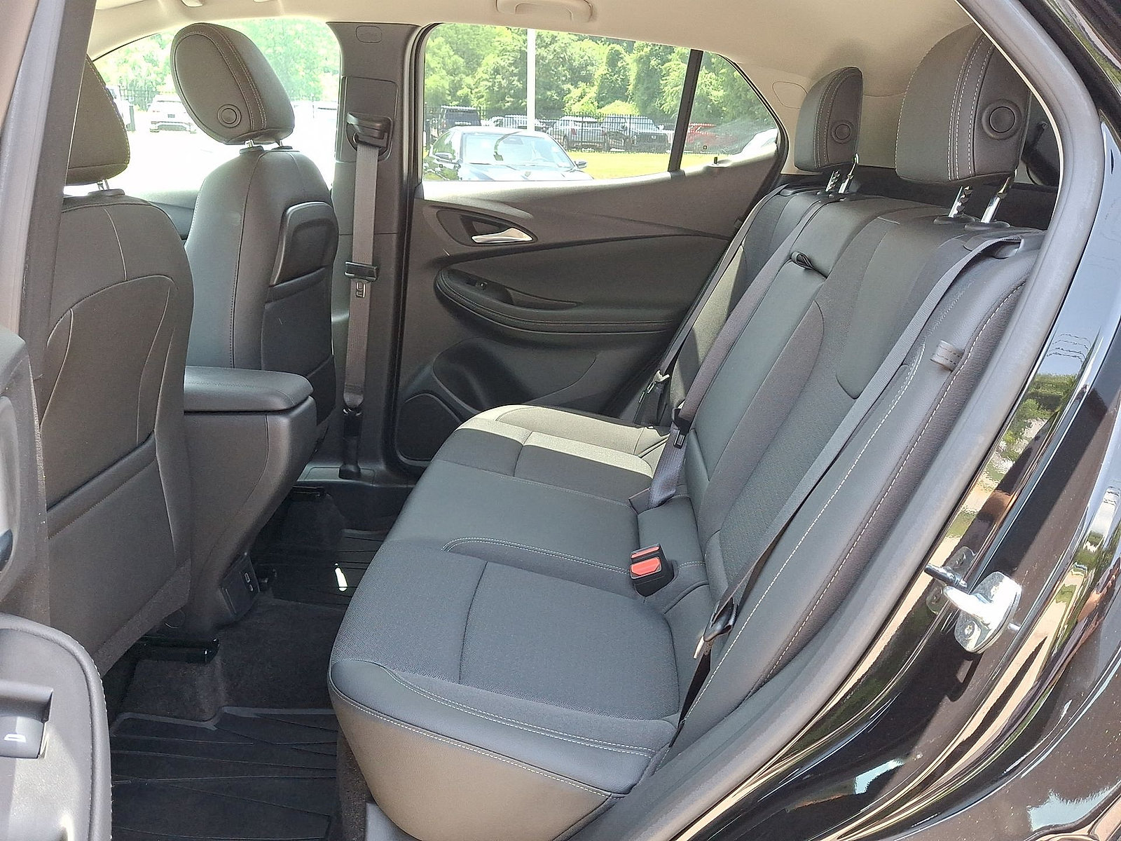 Used 2023 Buick Encore GX Select w/ Sport Touring Package AWD/4WD image 20