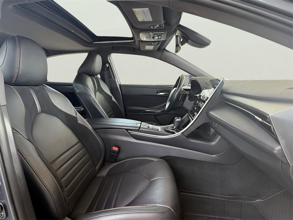 Used 2020 Toyota Avalon Touring image 36