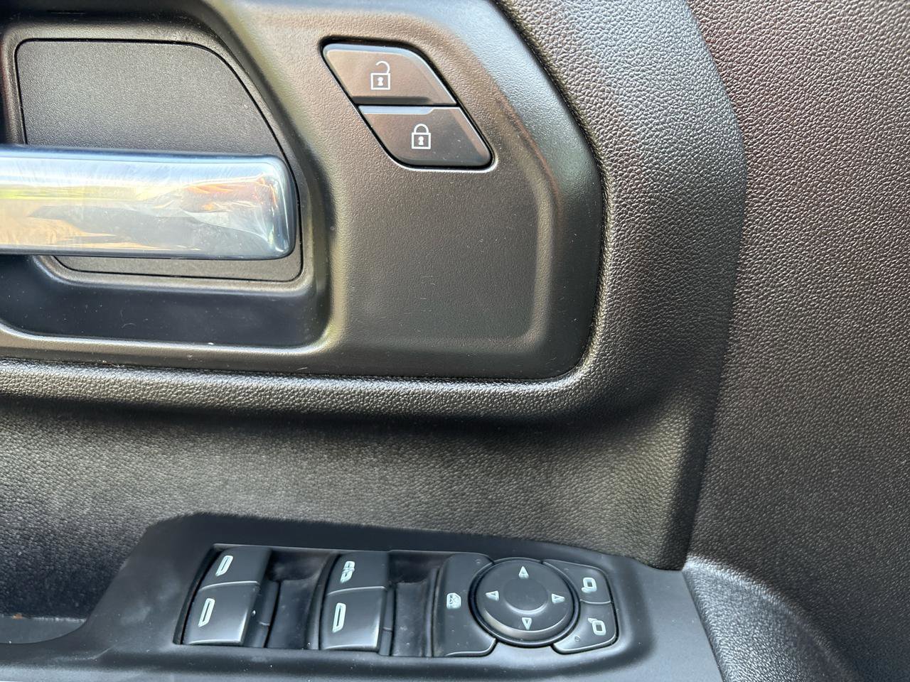 Used 2024 GMC Sierra 3500 Pro w/ Convenience Package image 20