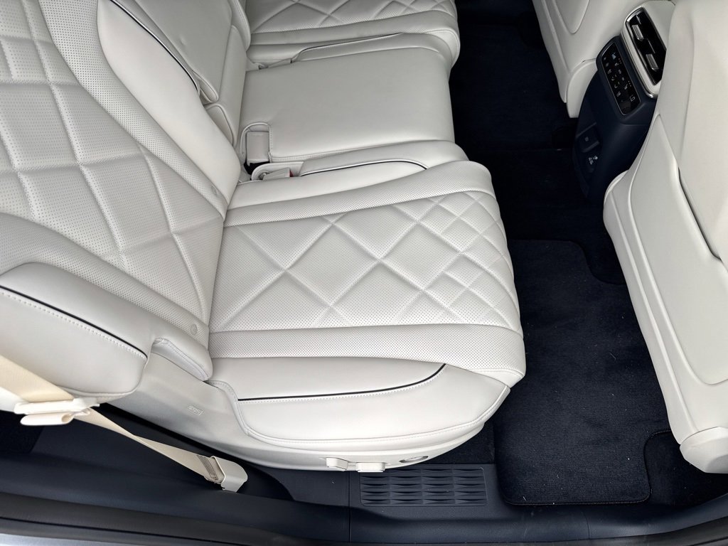 New 2025 Genesis GV80 3.5T Prestige image 15