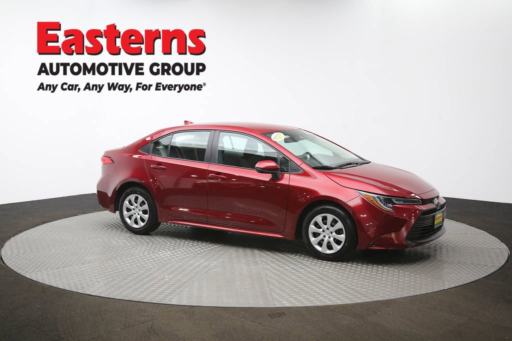 Used 2025 Toyota Corolla LE image 47