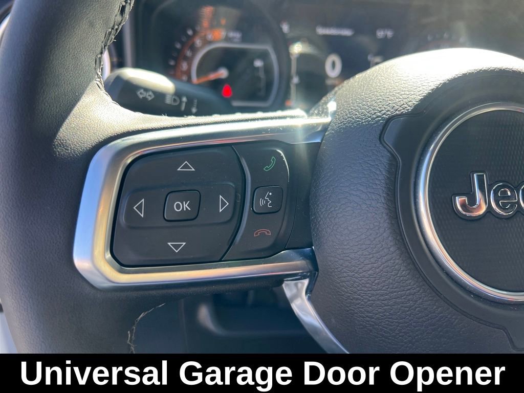 Used 2025 Jeep Wrangler Sahara w/ Safety Group image 19