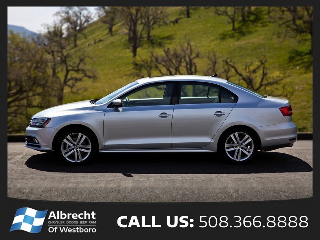 Used 2015 Volkswagen Jetta SE FWD image 1