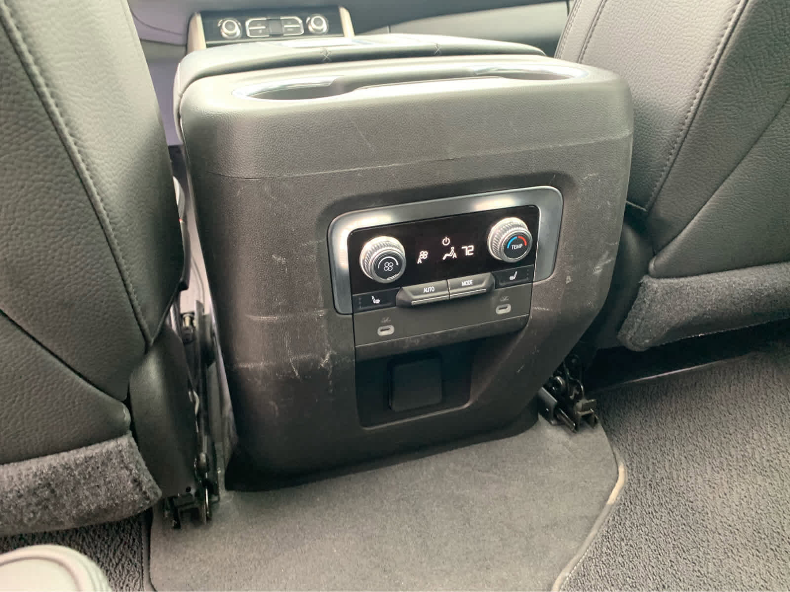 Used 2021 GMC Yukon Denali AWD/4WD image 26