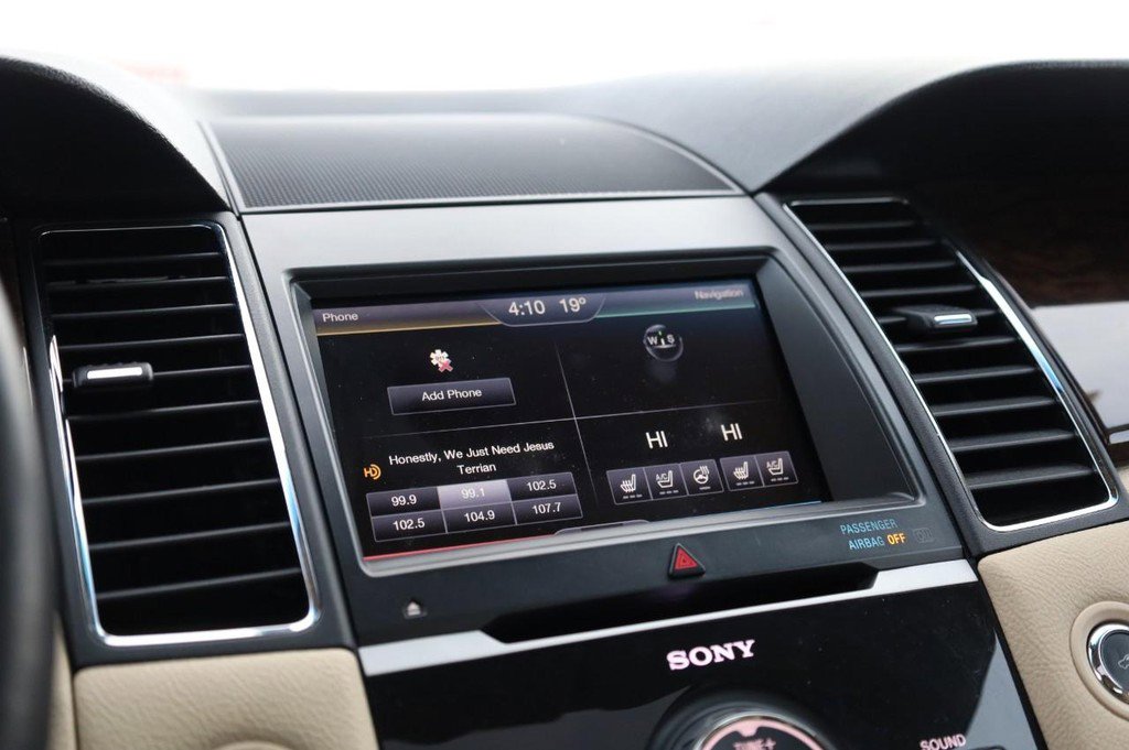 Used 2014 Ford Taurus Limited w/ Equipment Group 301A image 12