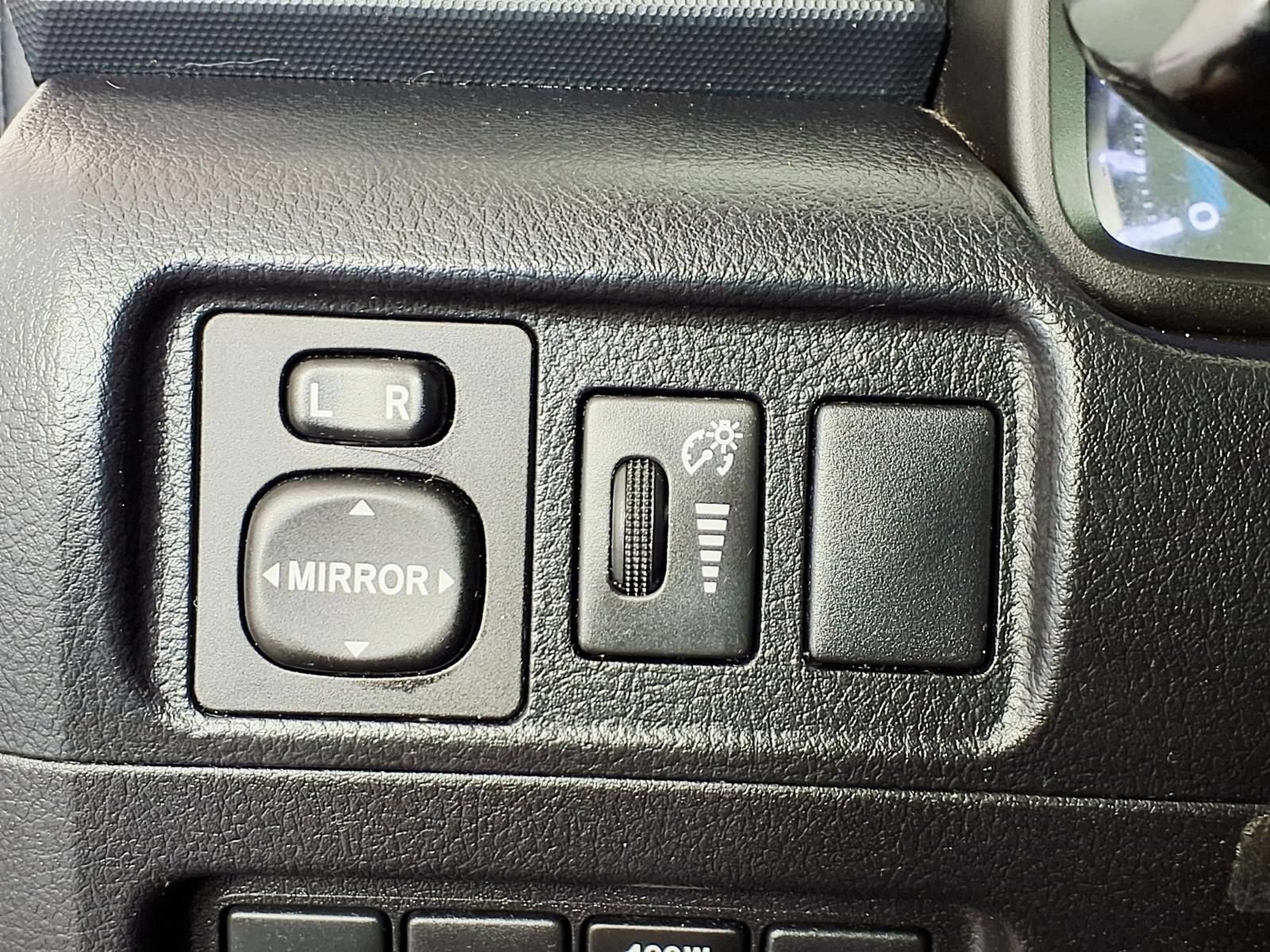 Used 2015 Toyota 4Runner SR5 Premium RWD image 15
