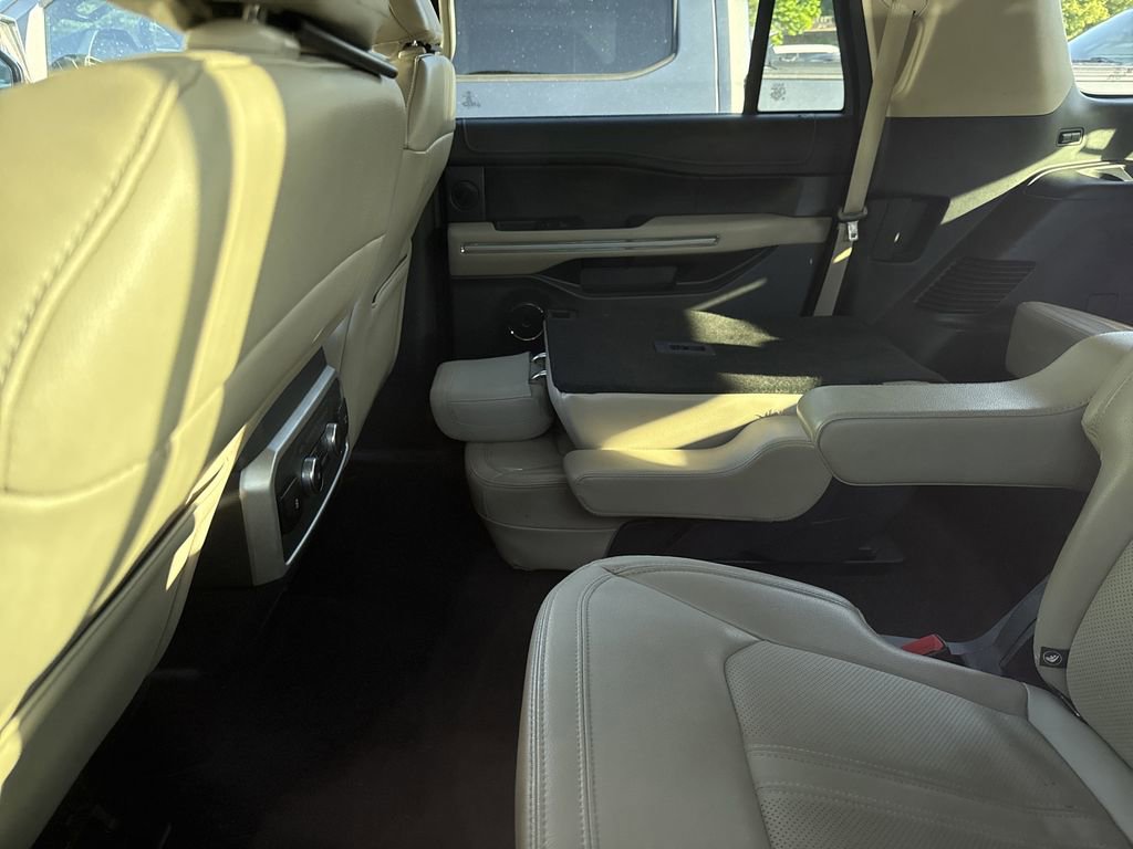 Used 2024 Ford Expedition Max Limited AWD/4WD image 14
