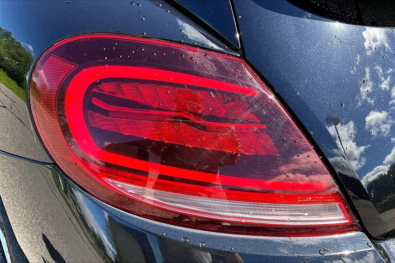 Used 2019 Volkswagen Beetle 2.0T Final Edition SEL FWD image 27
