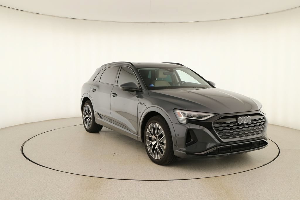 Certified 2024 Audi Q8 e-tron Premium Plus AWD/4WD image 10
