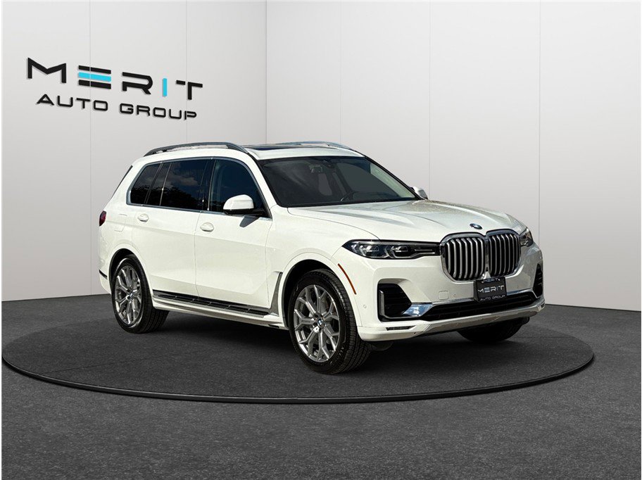 Used 2021 BMW X7 xDrive40i w/ Parking Assistance Package image 1