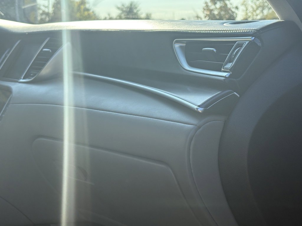 Certified 2024 INFINITI QX50 Luxe image 28