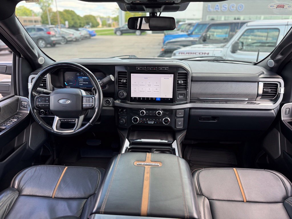 Used 2023 Ford F450 Platinum w/ FX4 Off-Road Package AWD/4WD image 2
