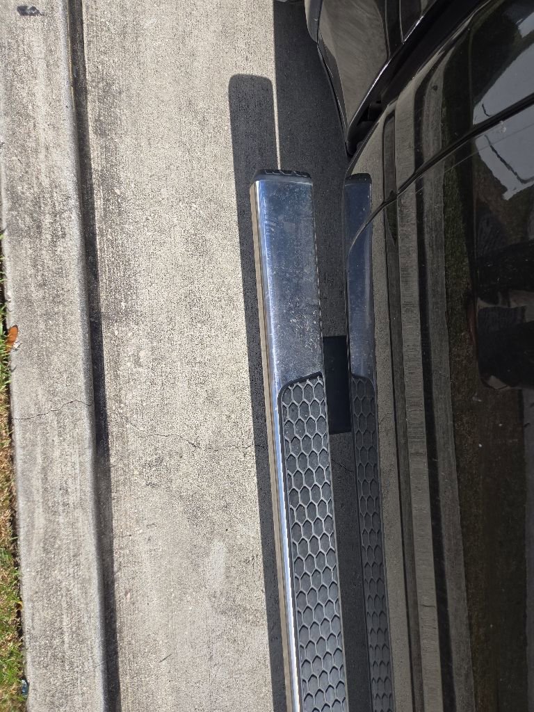 Used 2019 RAM 1500 Laramie AWD/4WD image 7