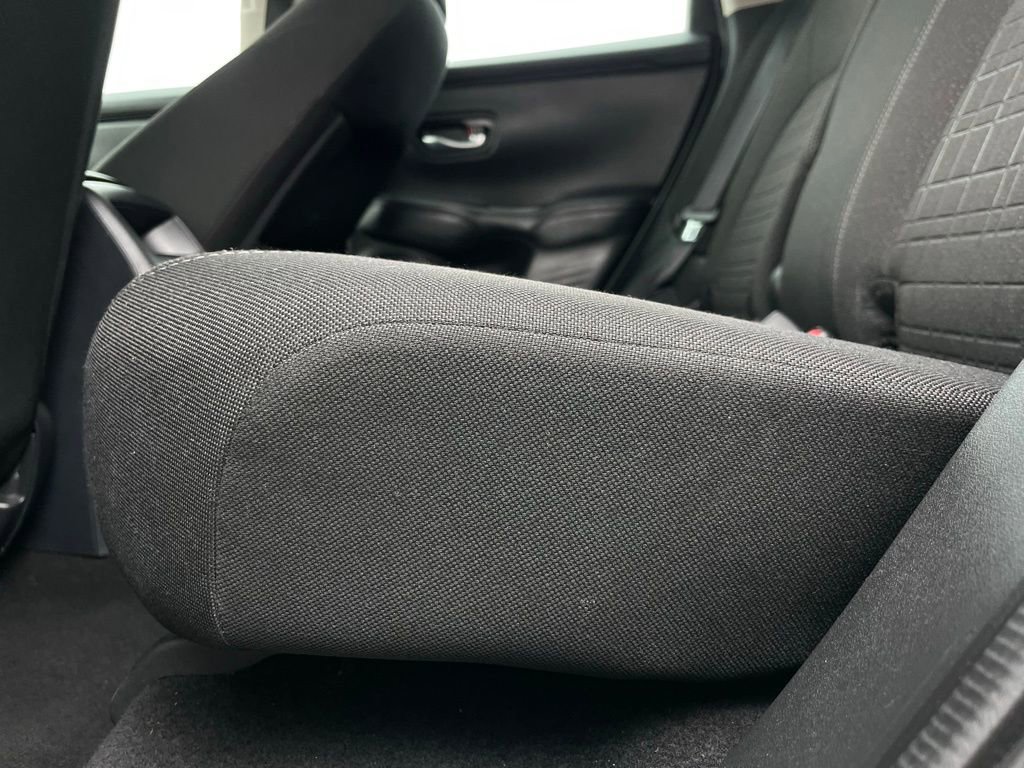 Used 2025 Honda HR-V LX image 37