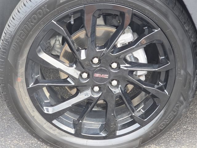 Used 2023 GMC Terrain SLT w/ Tech Package AWD/4WD image 11