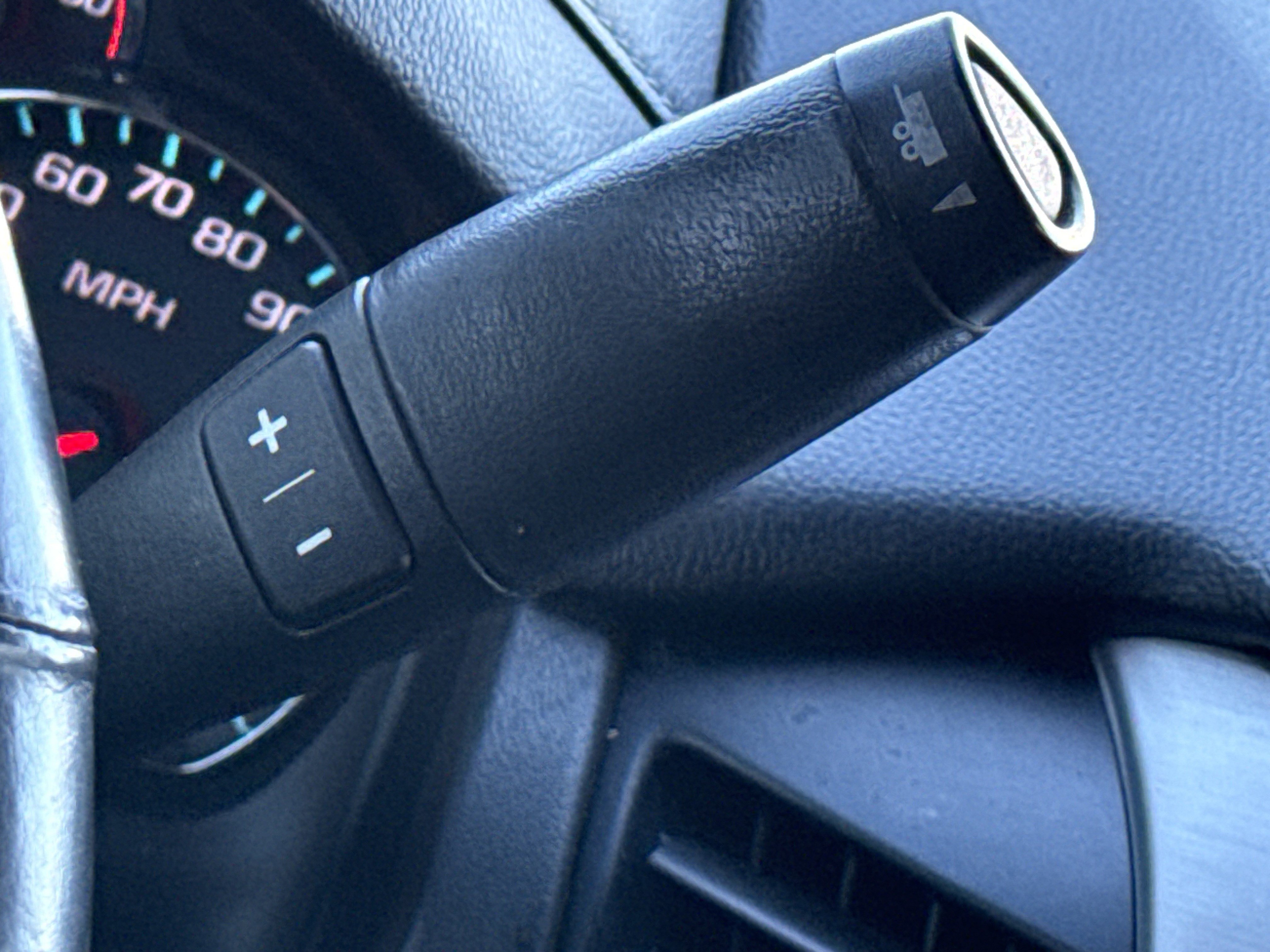 Used 2019 GMC Yukon SLT w/ Premium Edition image 26