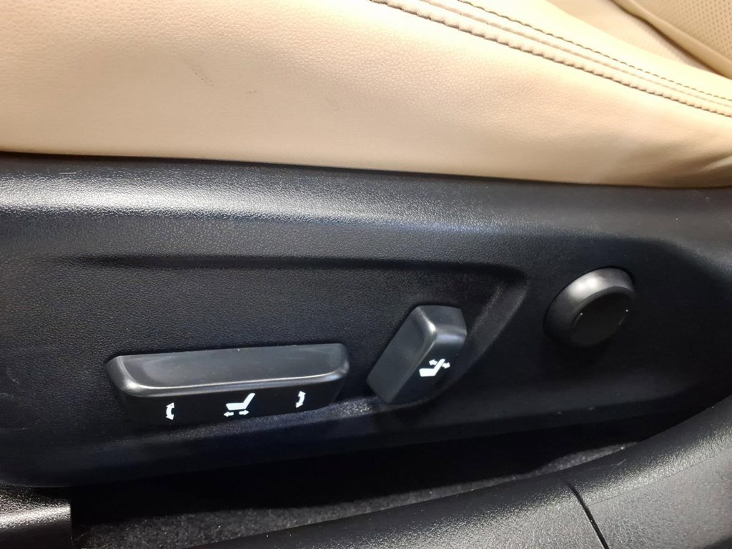 Used 2014 Lexus IS 250 w/ Navigation Package image 20