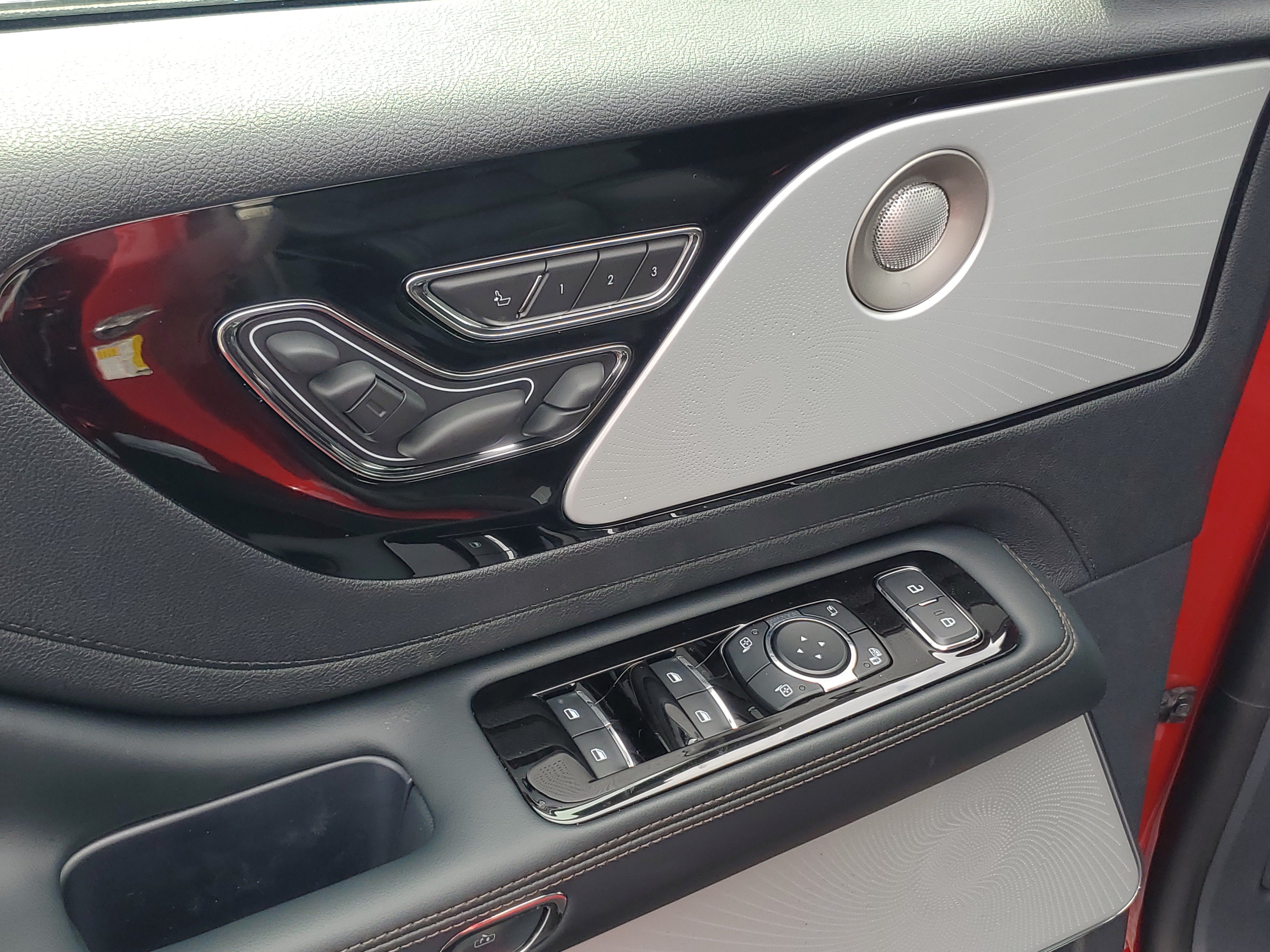 New 2026 Lincoln Aviator Reserve AWD/4WD image 9