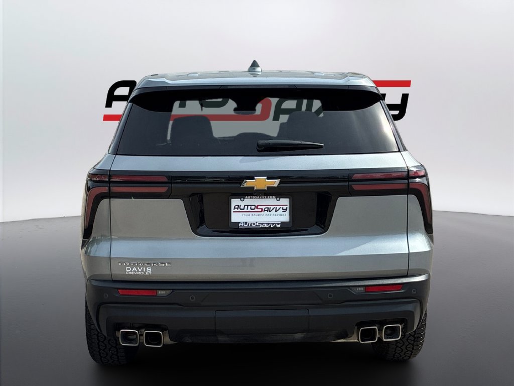 Used 2024 Chevrolet Traverse LS w/ LPO, Floor Liner Package FWD image 6