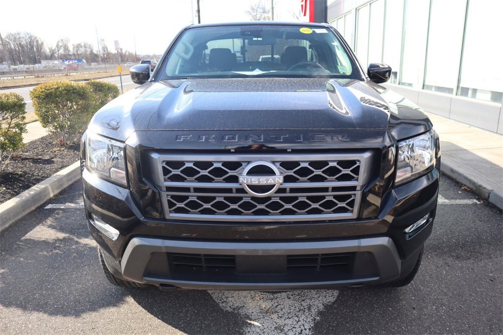 Certified 2024 Nissan Frontier SV w/ SV Convenience Package image 5