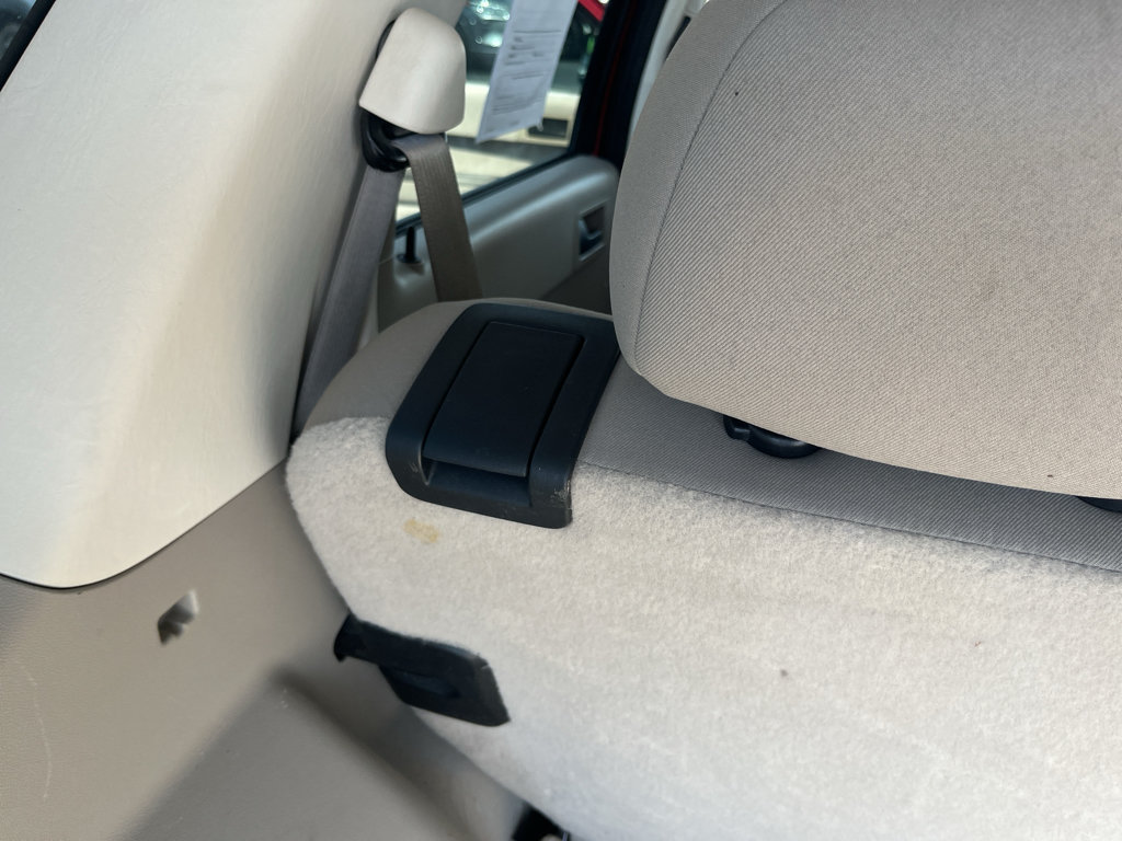 Used 2008 Ford Escape XLT AWD/4WD image 25
