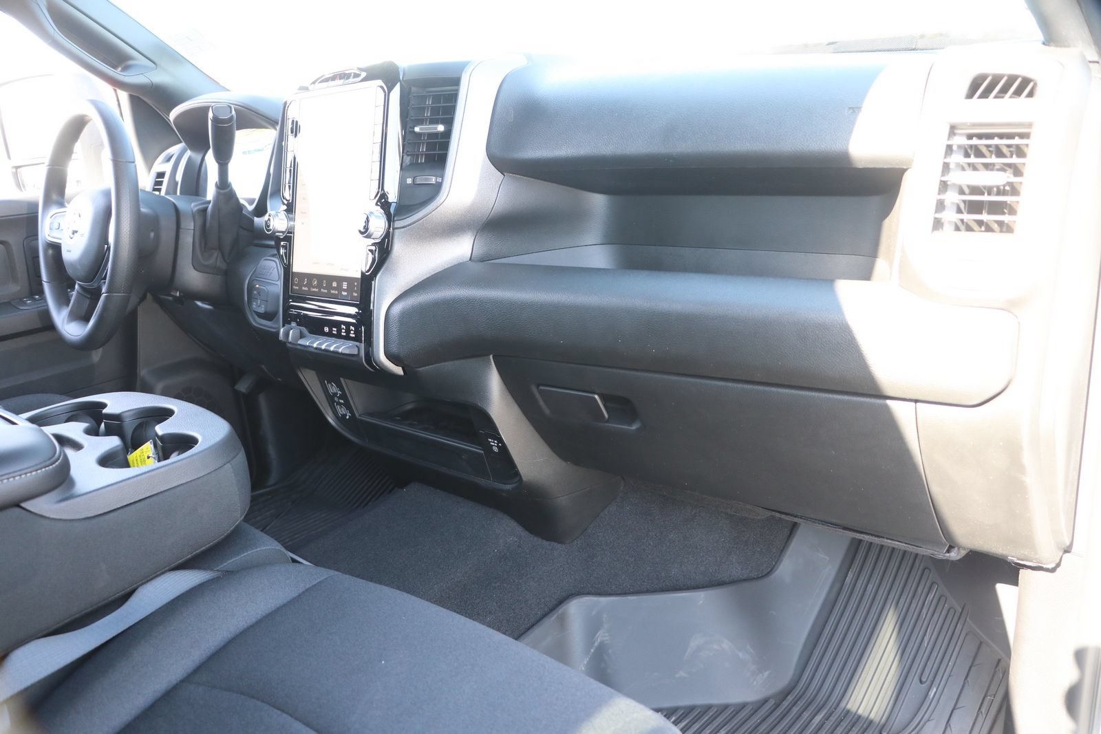 New 2025 RAM 2500 Tradesman AWD/4WD image 32