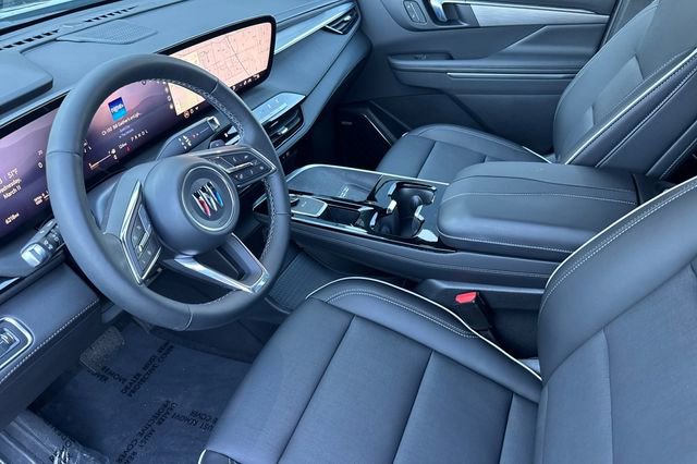 Used 2025 Buick Enclave Preferred image 10