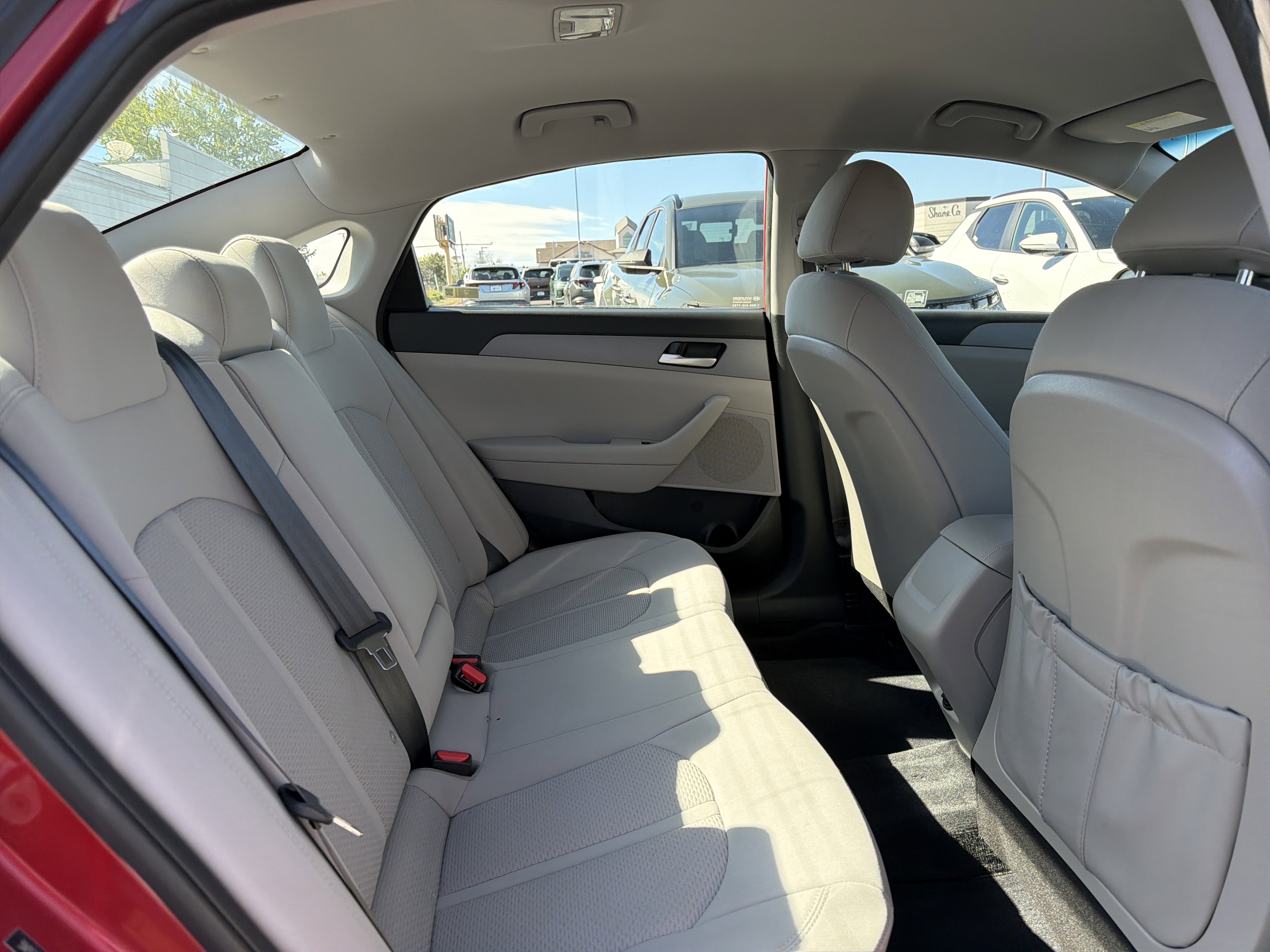 Used 2018 Hyundai Sonata SE FWD image 24