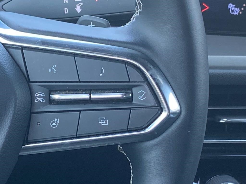 Certified 2025 Chevrolet Traverse LT image 9