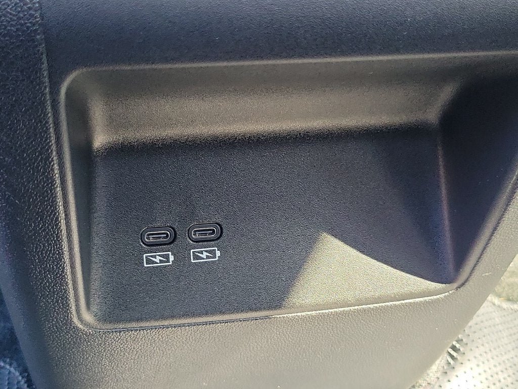 Used 2025 Honda Prologue Touring image 13