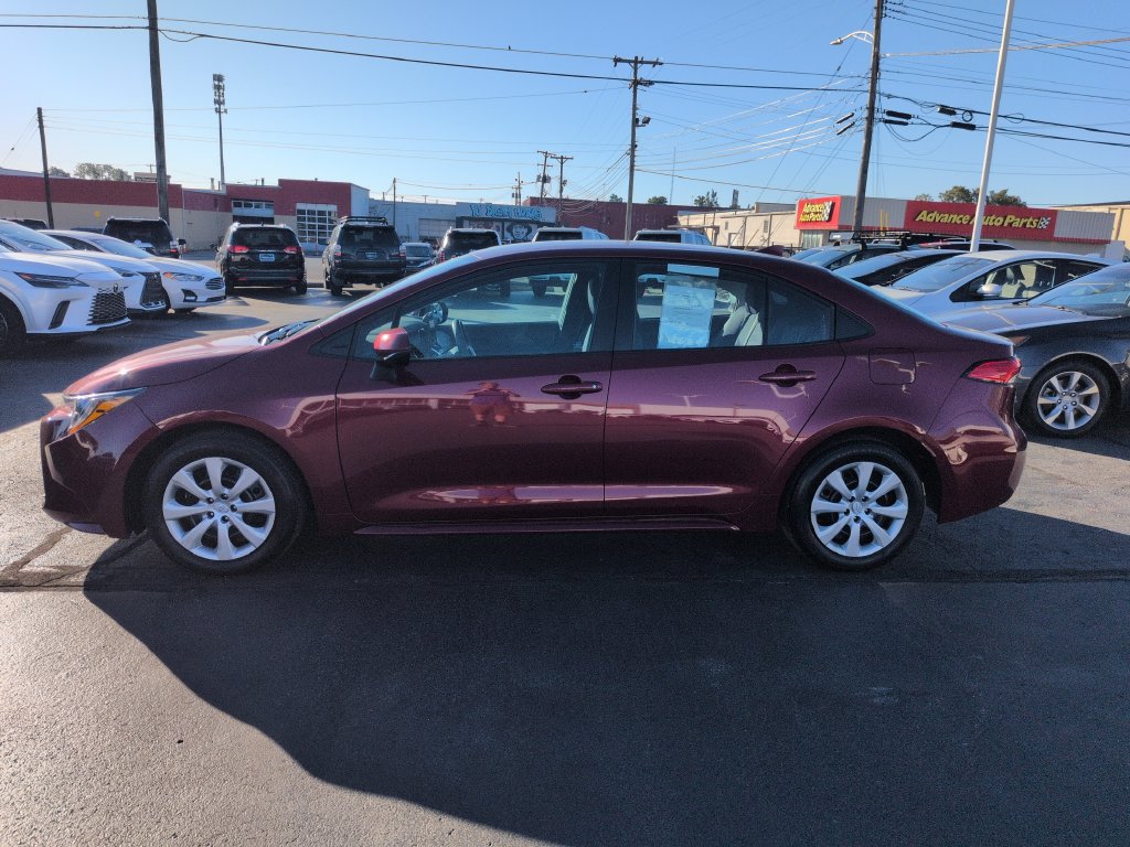 Certified 2023 Toyota Corolla LE FWD image 2