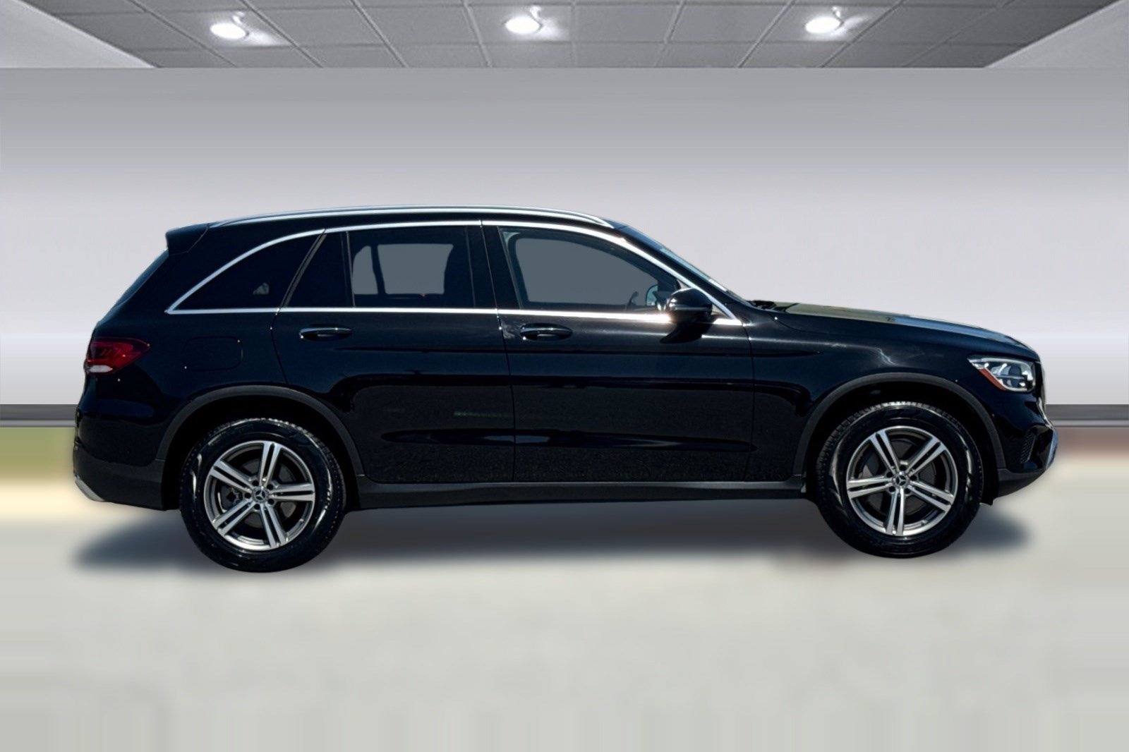 Used 2020 Mercedes-Benz GLC 300 4MATIC image 8