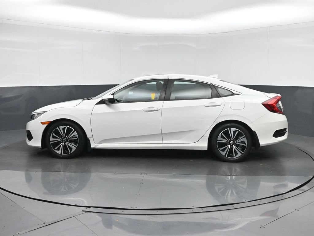Used 2016 Honda Civic EX-T image 4