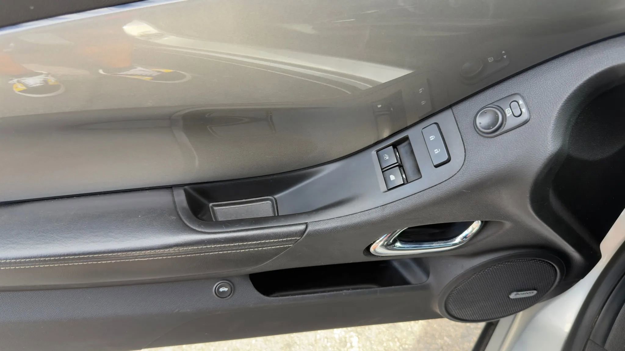 Used 2012 Chevrolet Camaro LT image 16