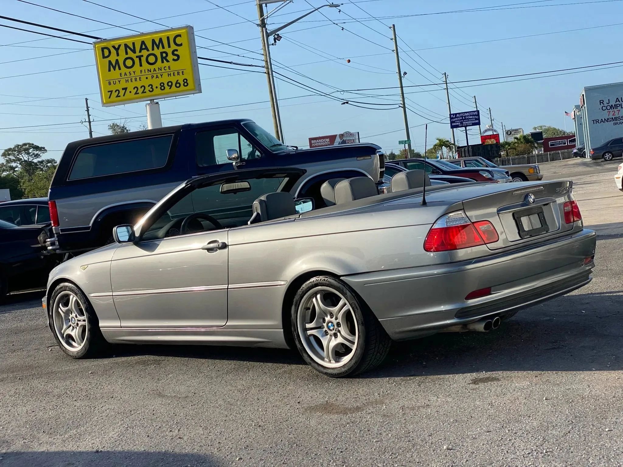 Used 2005 BMW 330Ci Convertible image 2