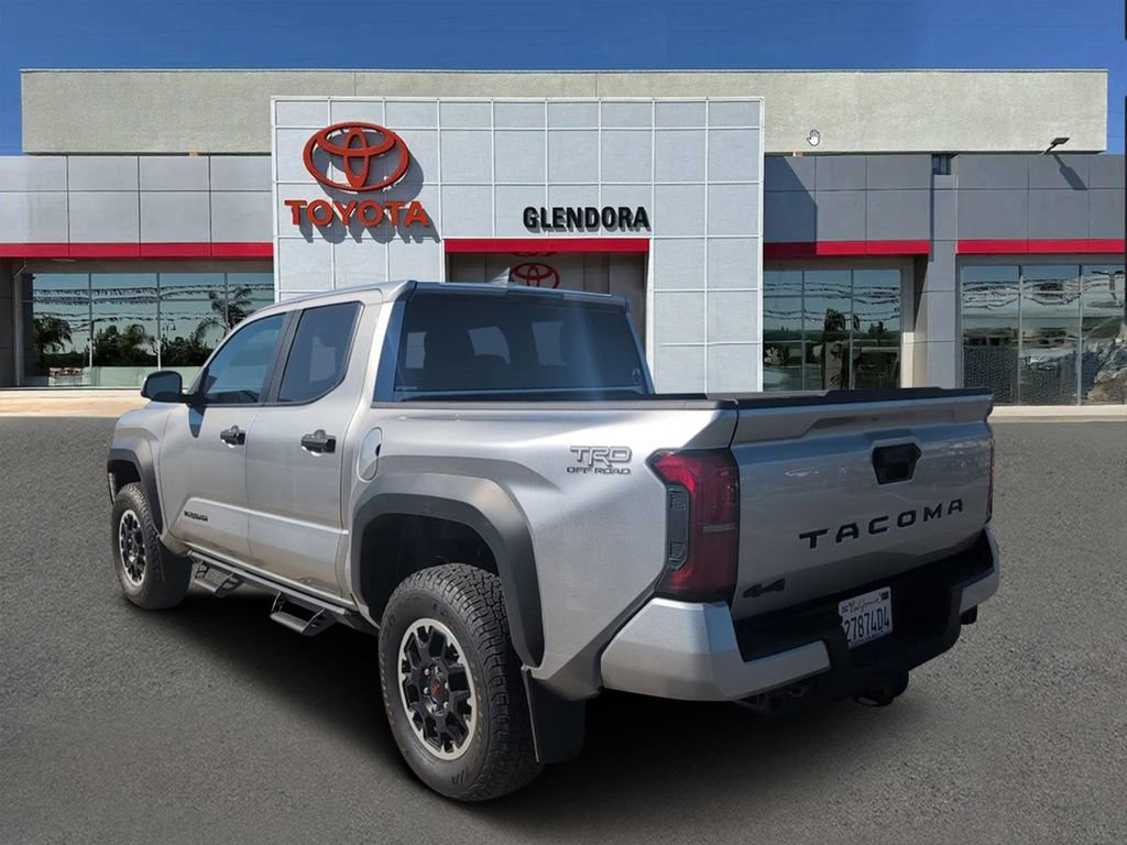 Used 2024 Toyota Tacoma TRD Off-Road image 3