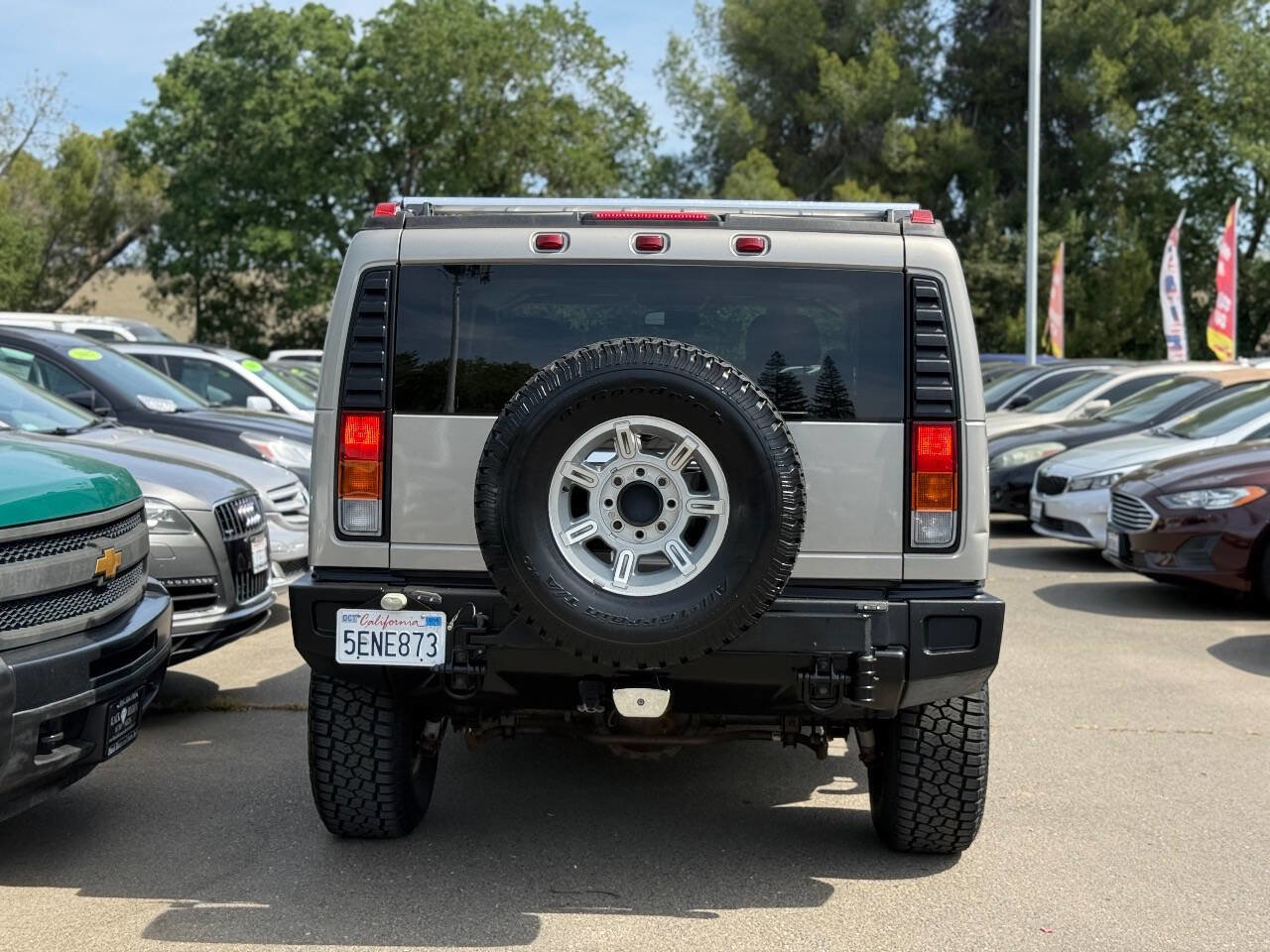 Used 2004 HUMMER H2 w/ Preferred Equipment Group image 6