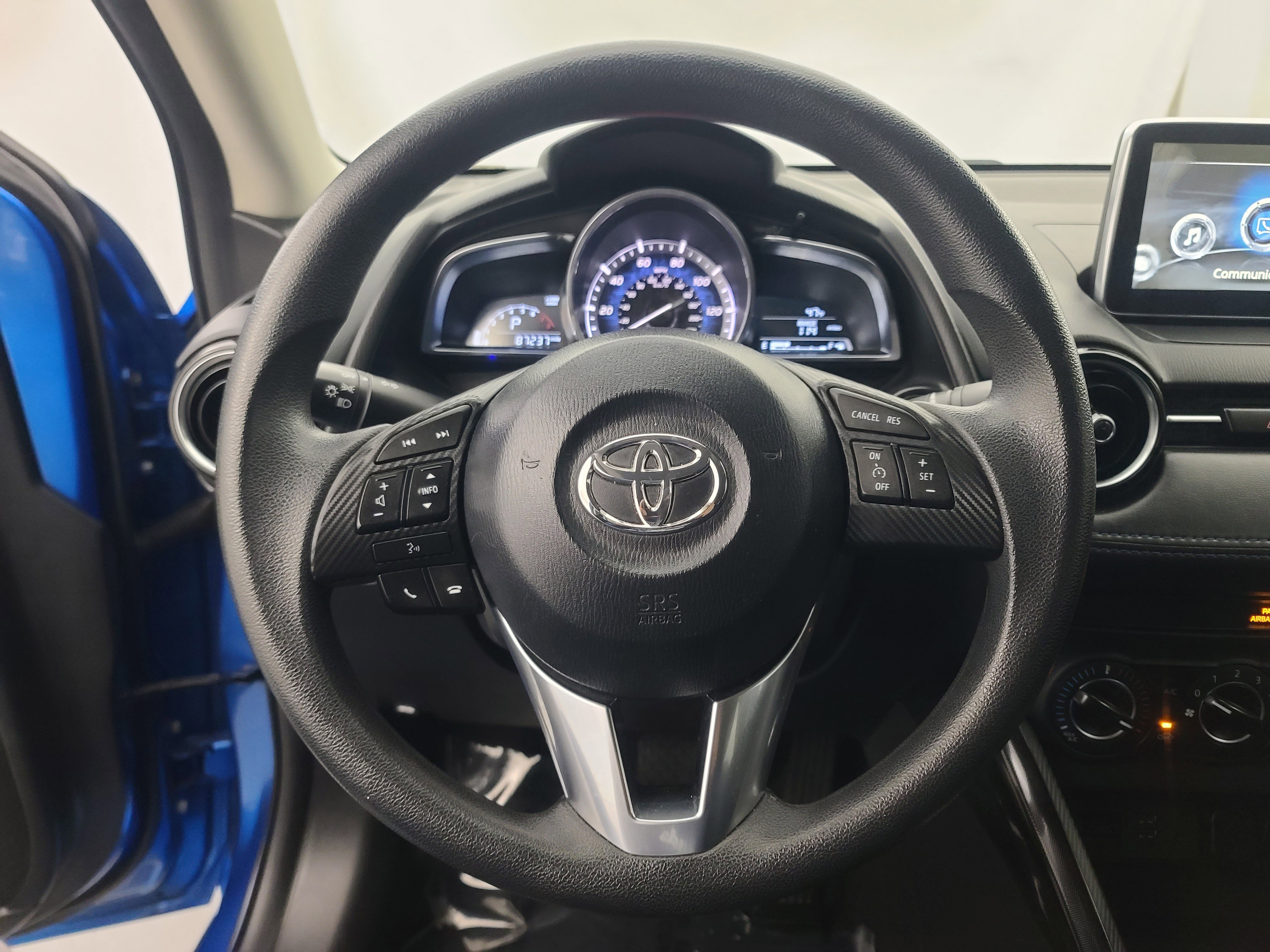 Used 2017 Toyota Yaris iA image 28