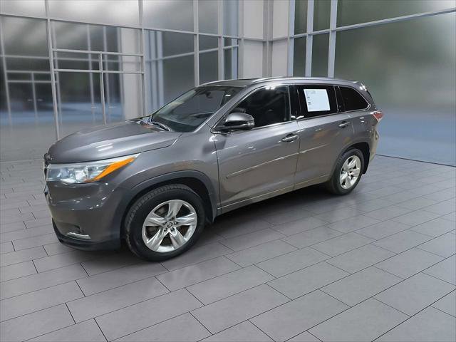 Certified 2016 Toyota Highlander Limited Platinum w/ Protection Package #3 AWD/4WD image 4