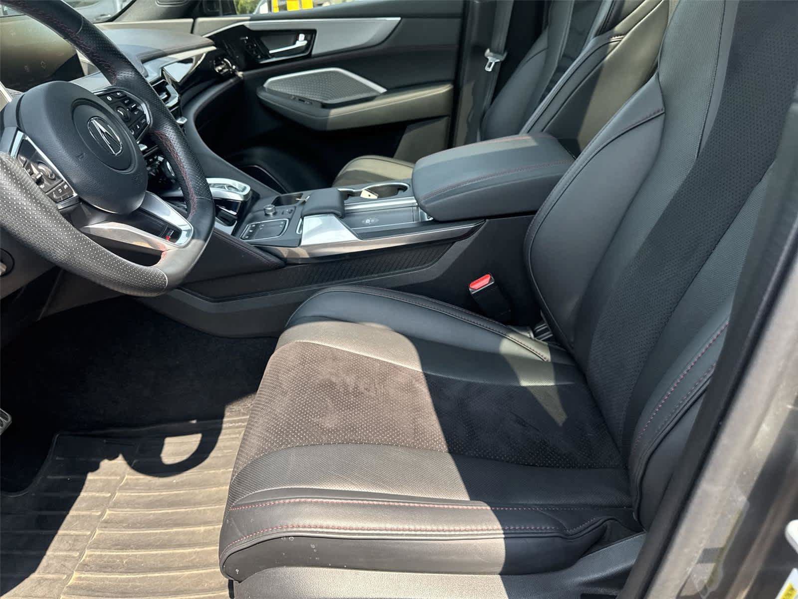 Used 2023 Acura MDX A-Spec AWD/4WD image 11