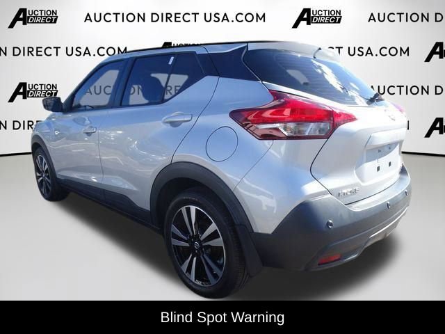 Used 2020 Nissan Kicks SV image 3