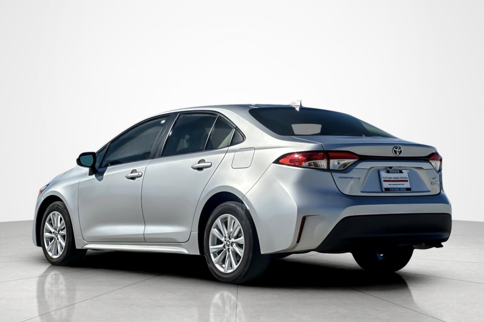 Certified 2024 Toyota Corolla LE w/ LE Convenience Package image 3